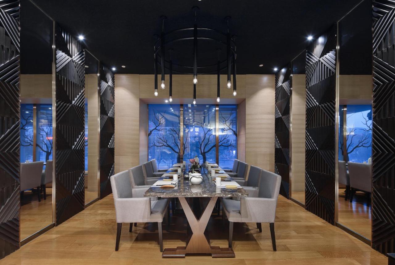 Jinan Luxury Blue Horizon Hotel Bagian luar foto